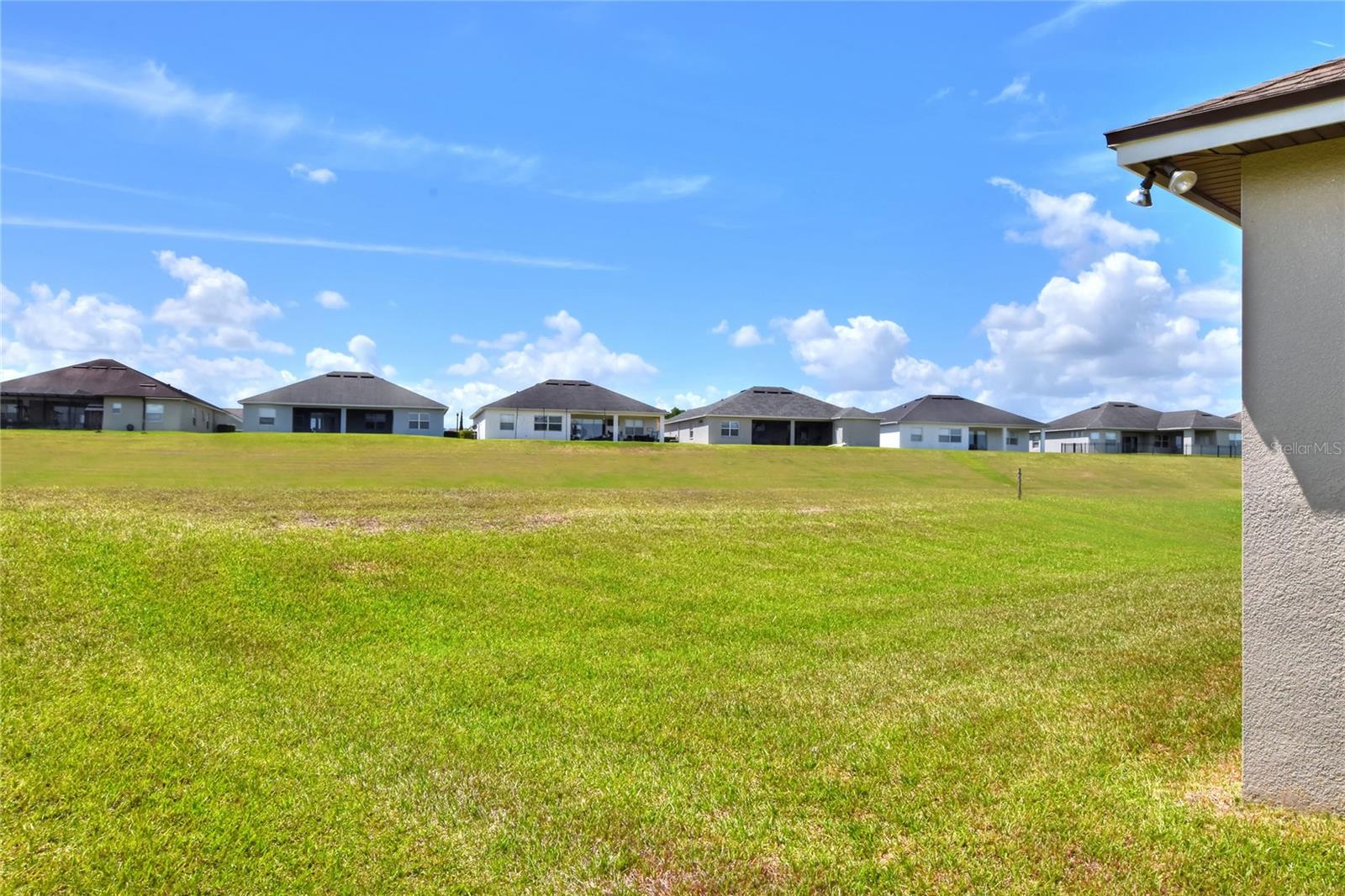 Image 40 of 51 For 3171 Pearly Drive