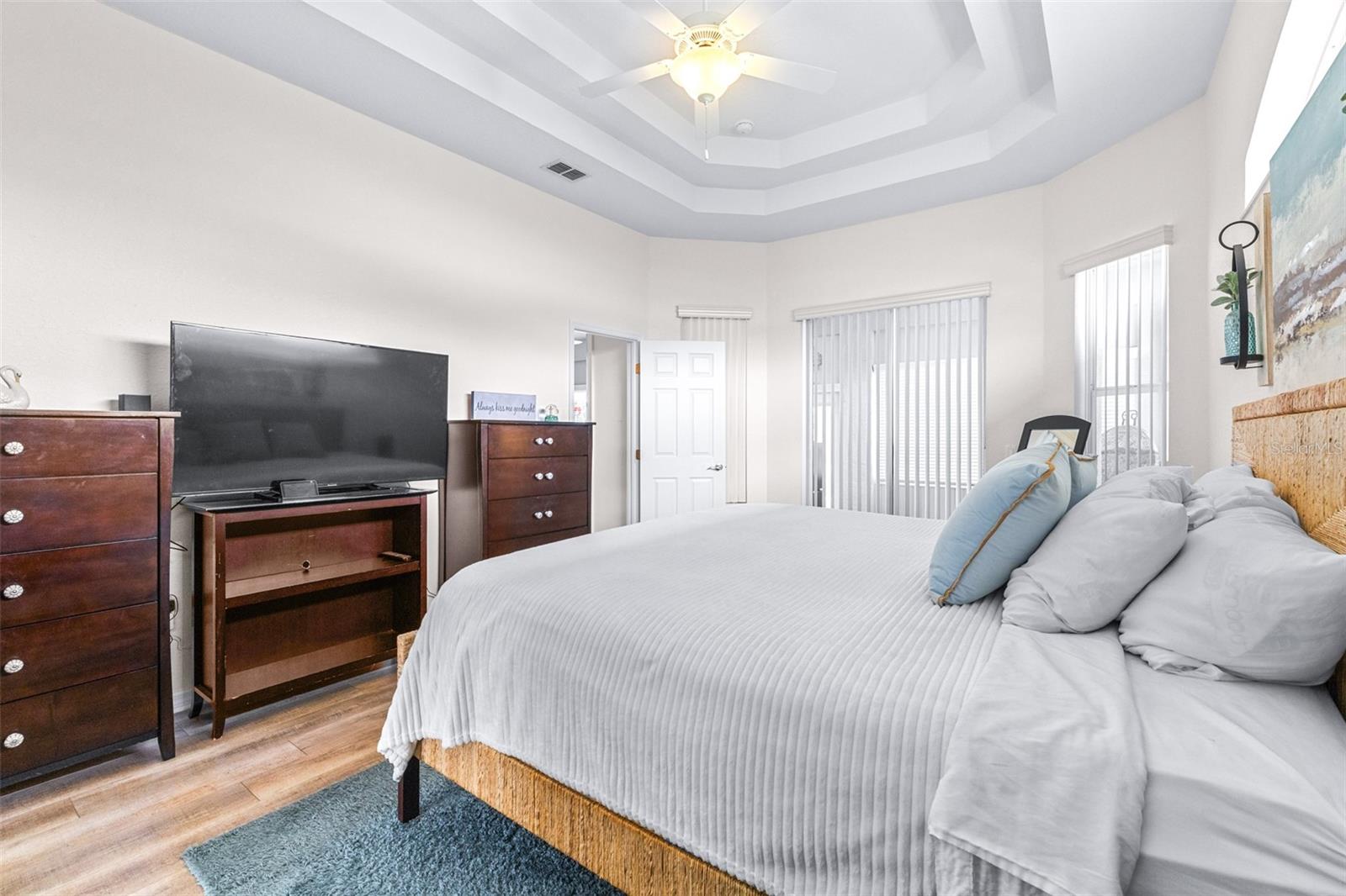 Image 16 of 36 For 6546 Bendelow Drive