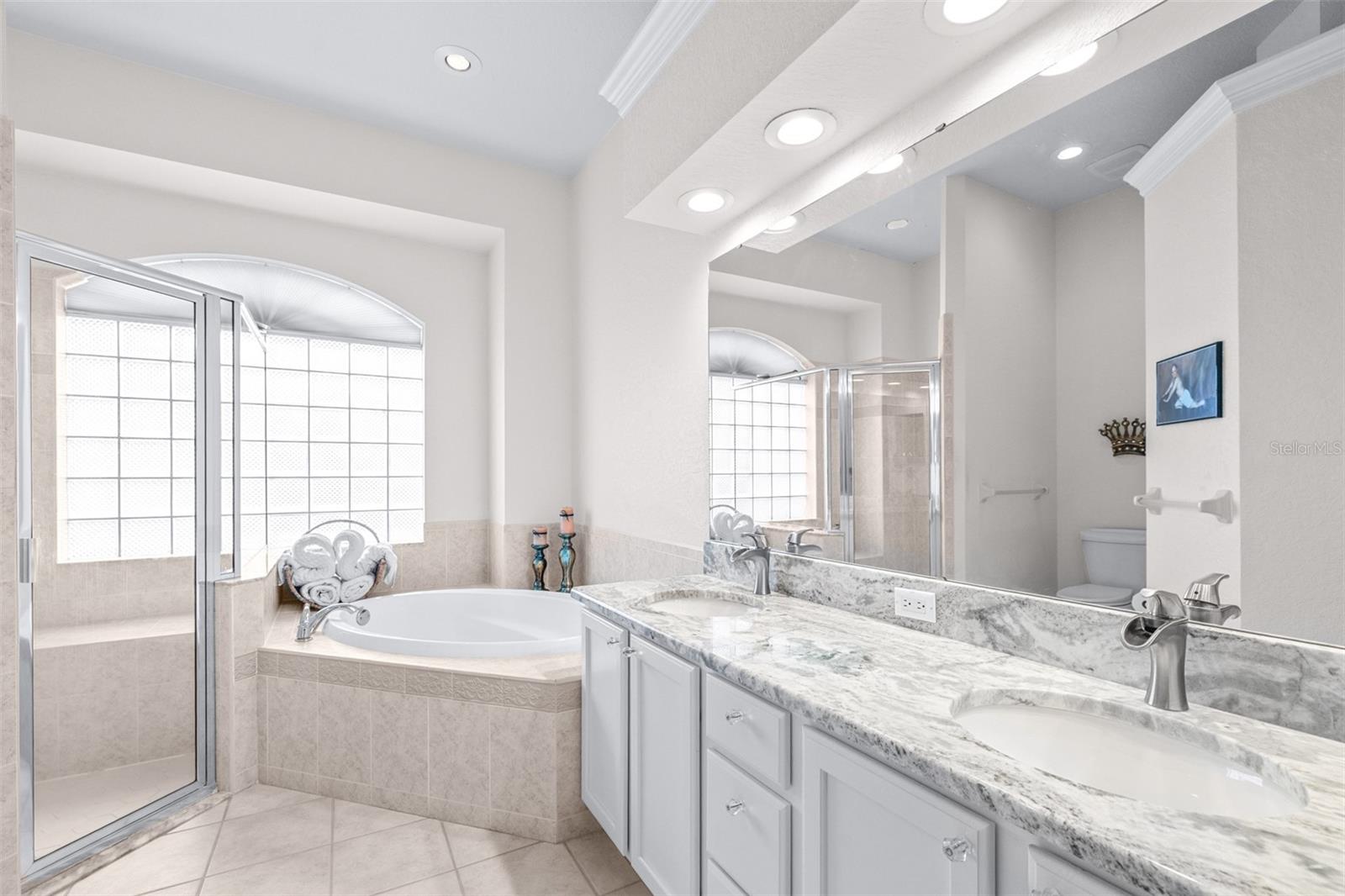 Image 17 of 36 For 6546 Bendelow Drive