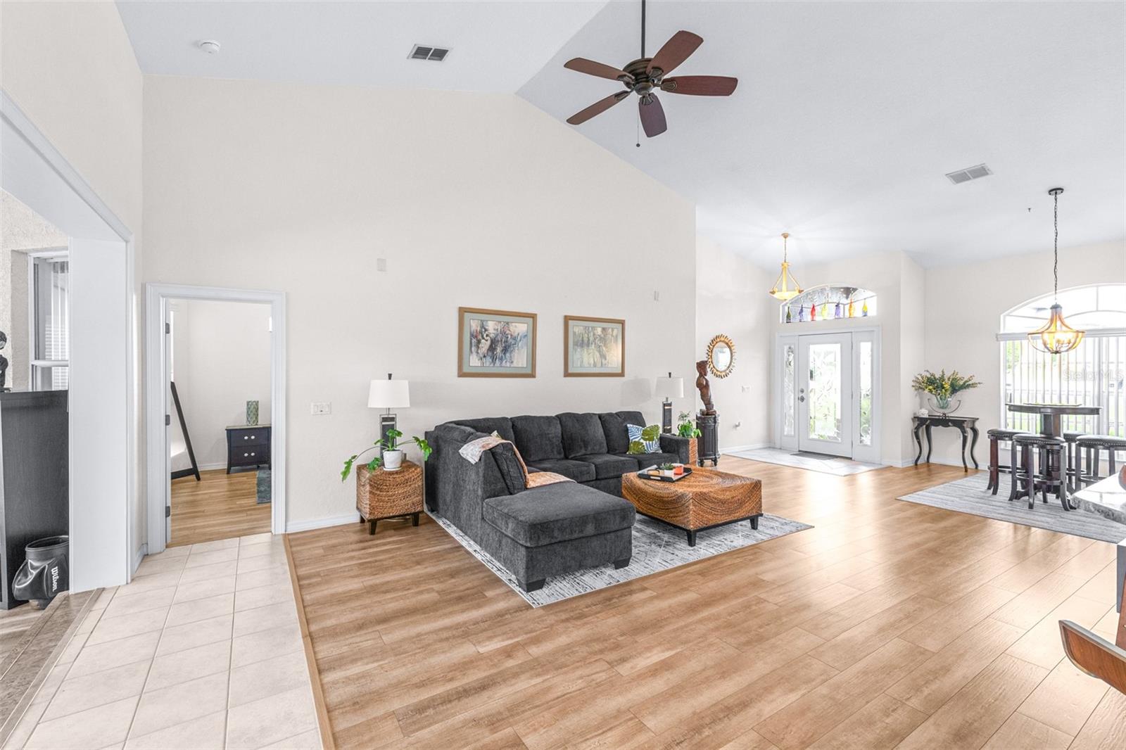 Image 6 of 36 For 6546 Bendelow Drive