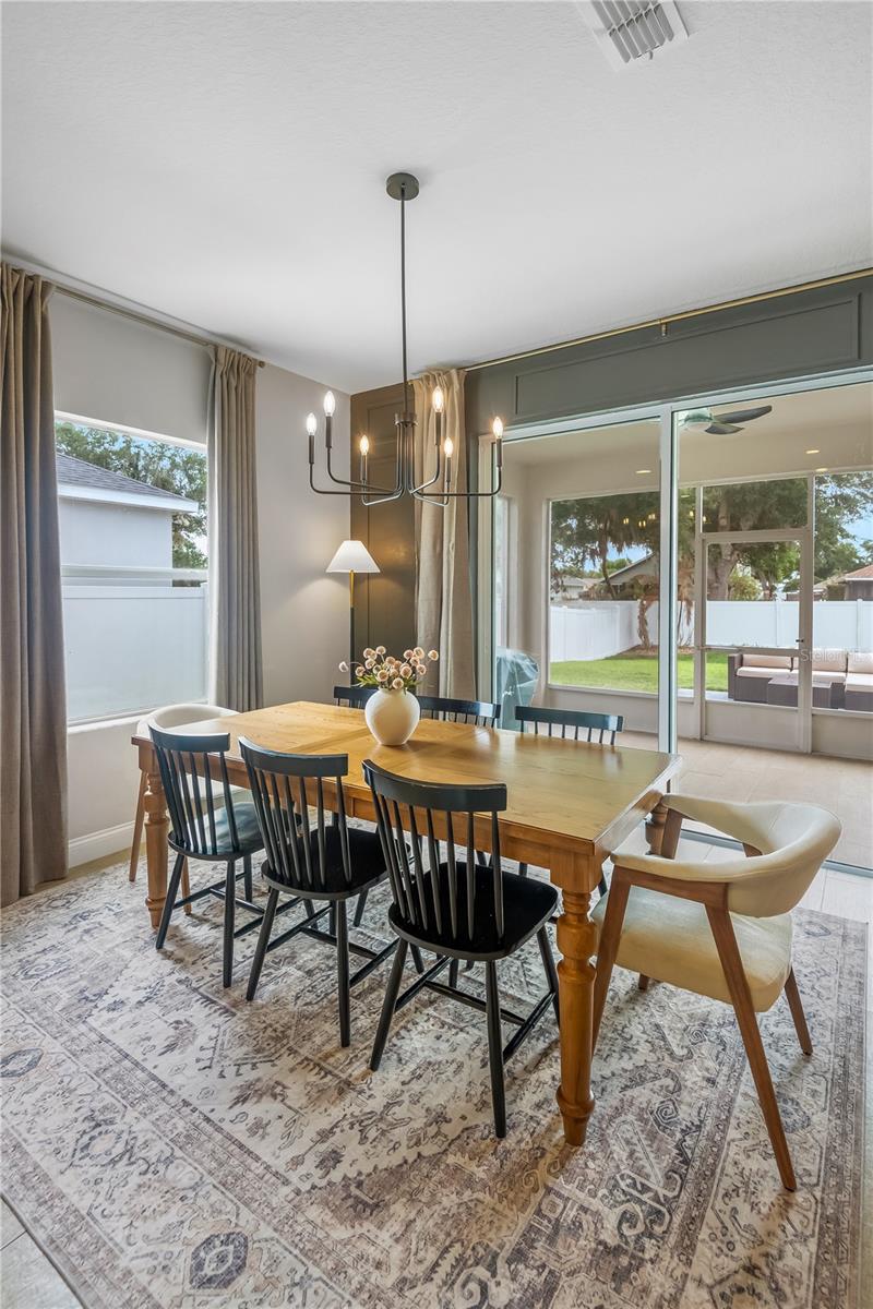 Image 10 of 52 For 123 Eloise Oaks Drive