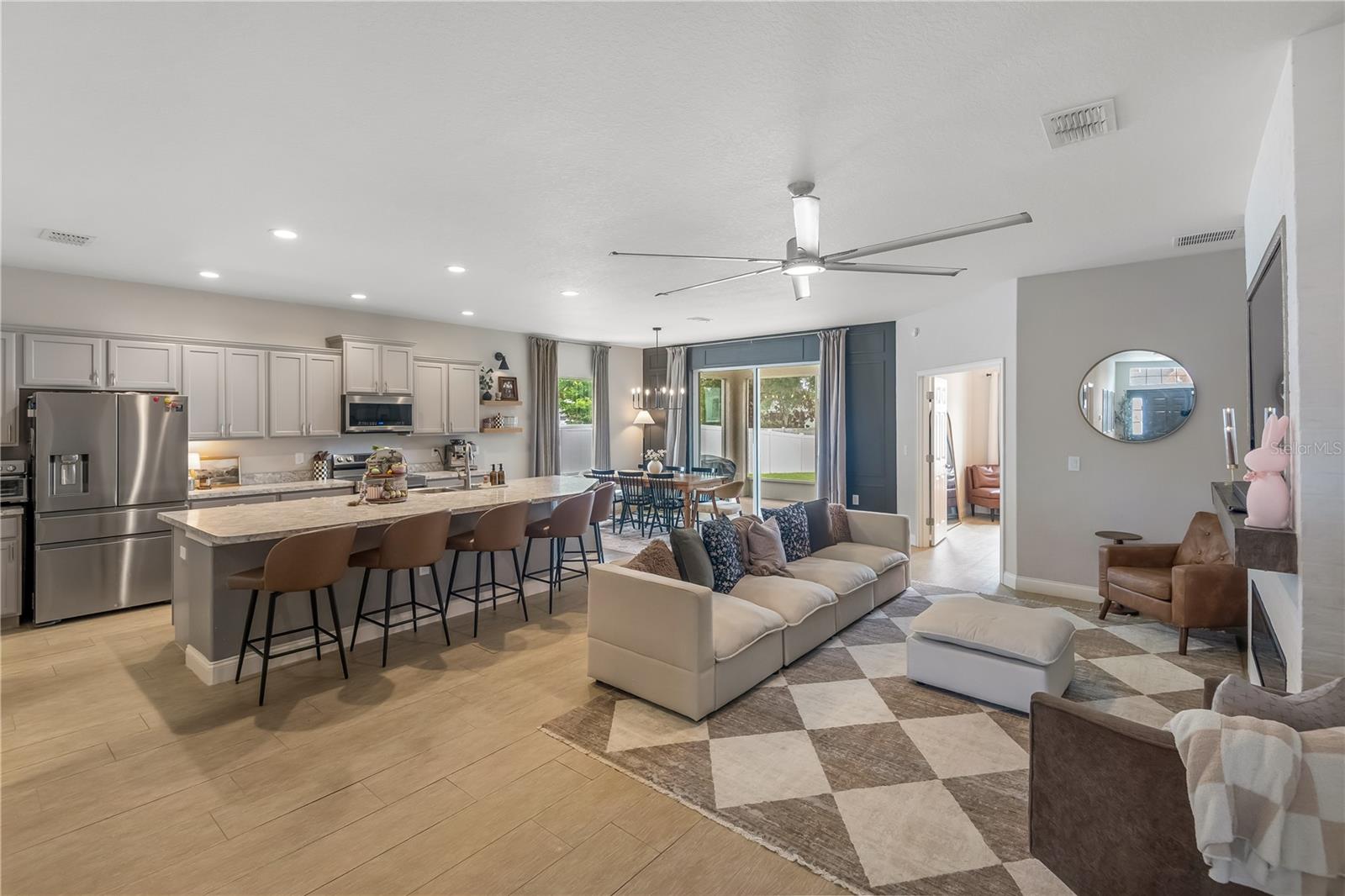 Image 12 of 52 For 123 Eloise Oaks Drive