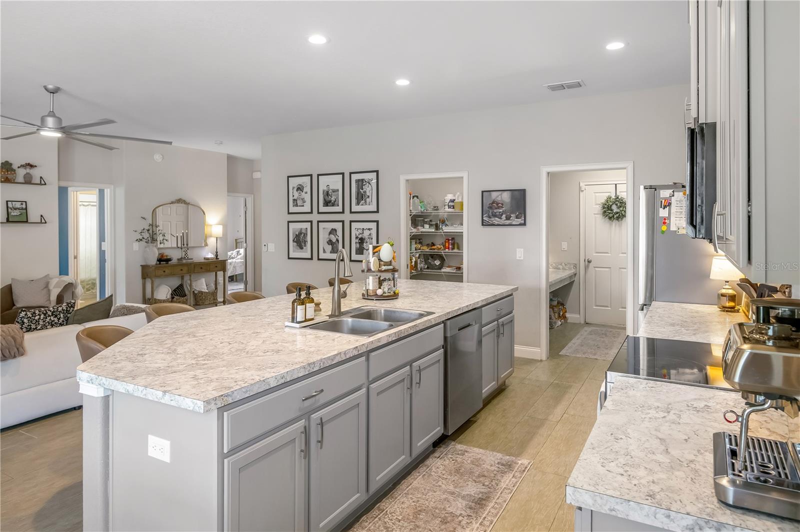 Image 15 of 52 For 123 Eloise Oaks Drive