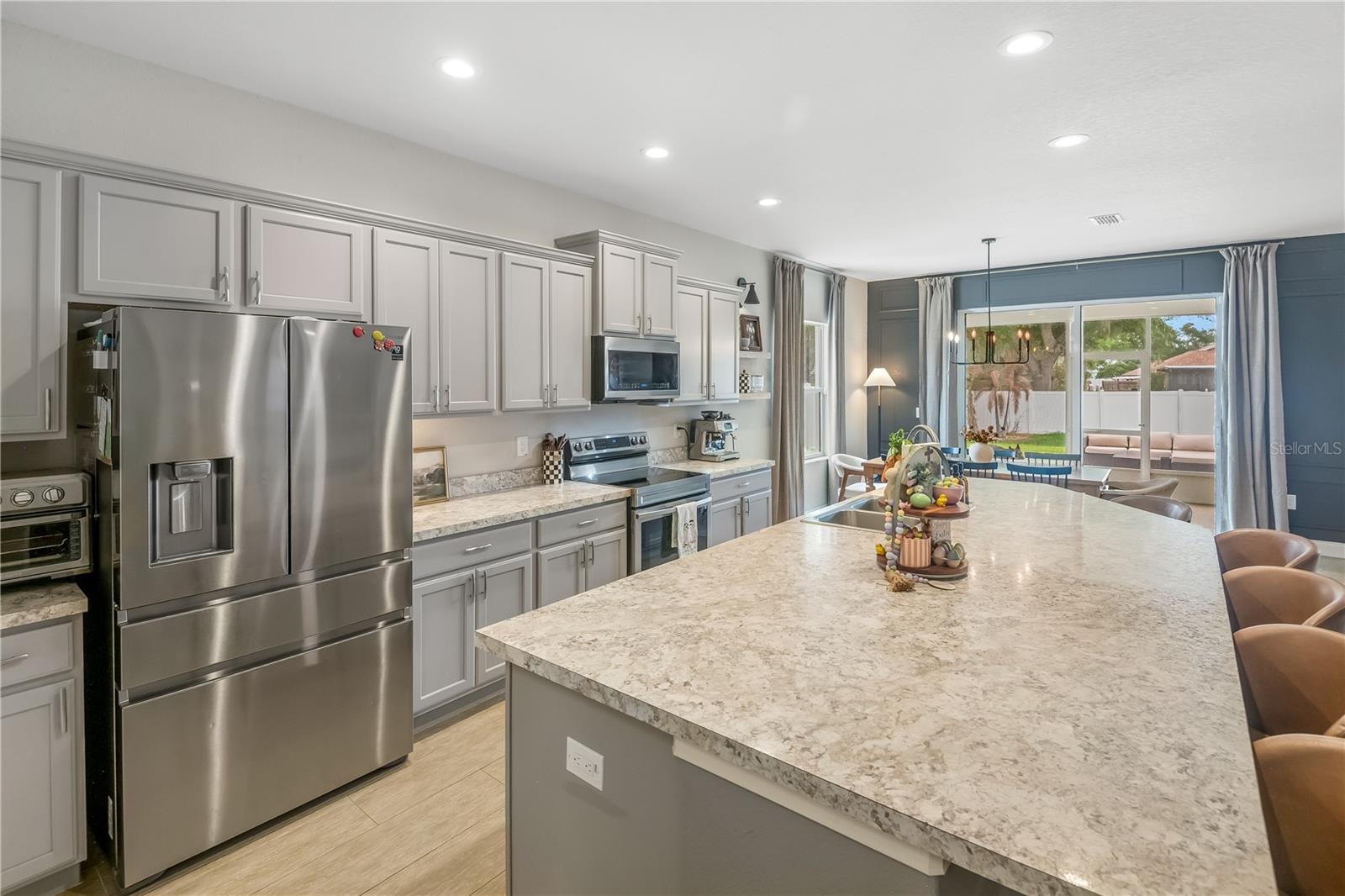 Image 17 of 52 For 123 Eloise Oaks Drive