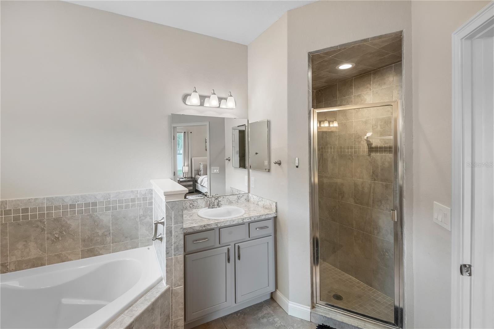 Image 25 of 52 For 123 Eloise Oaks Drive