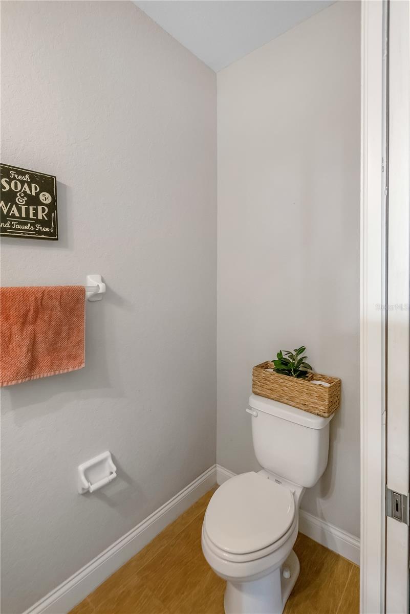 Image 36 of 52 For 123 Eloise Oaks Drive