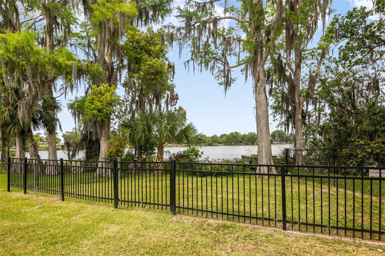 Image 48 of 52 For 123 Eloise Oaks Drive