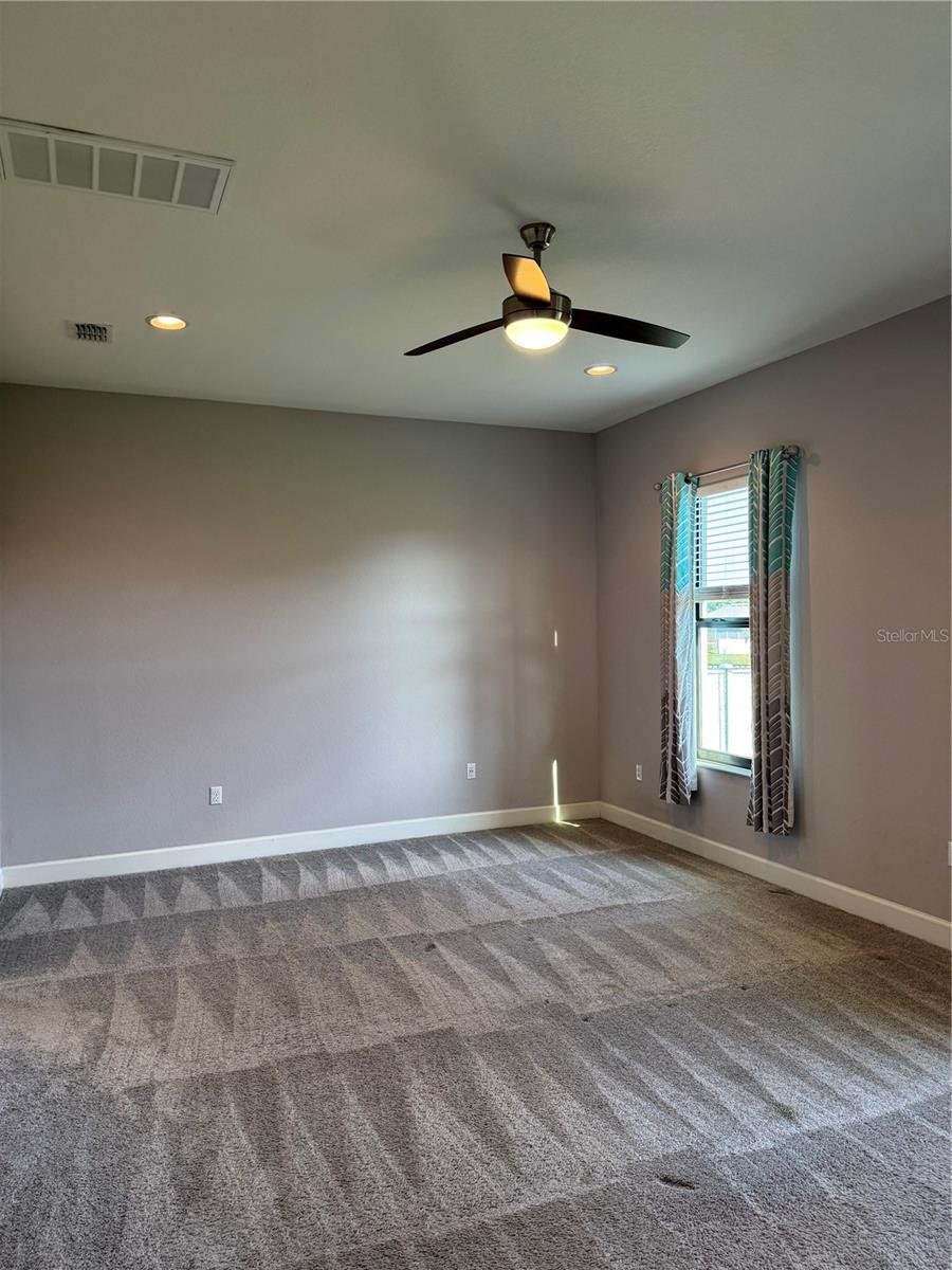 Image 29 of 76 For 1365 Evergreen Park Cir