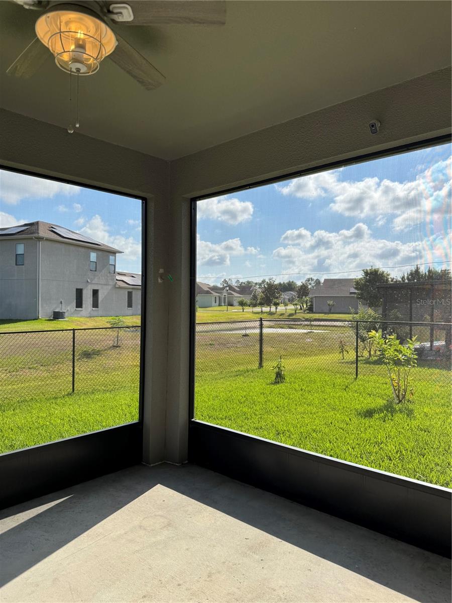 Image 52 of 76 For 1365 Evergreen Park Cir