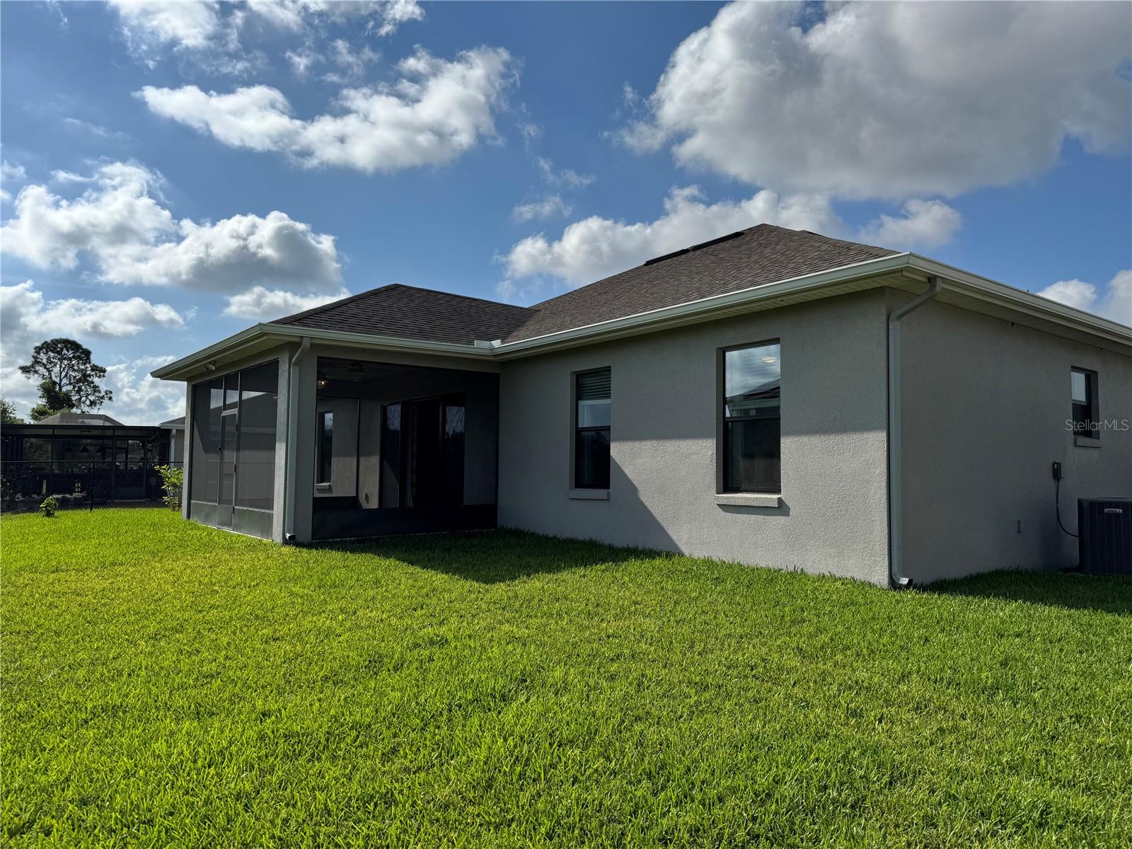 Image 56 of 76 For 1365 Evergreen Park Cir