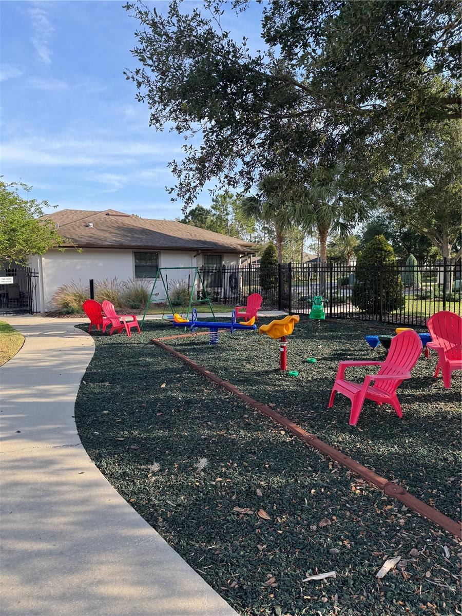 Image 68 of 76 For 1365 Evergreen Park Cir