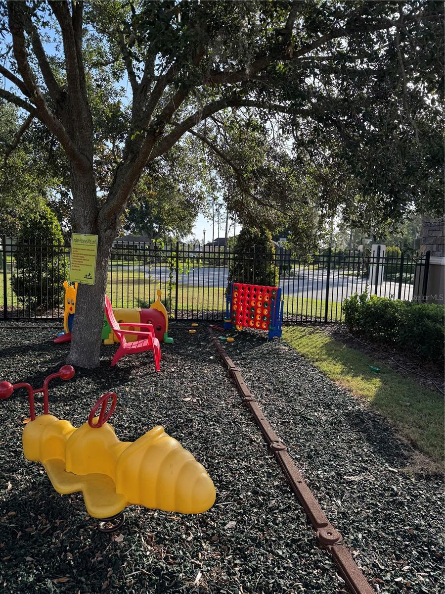 Image 69 of 76 For 1365 Evergreen Park Cir