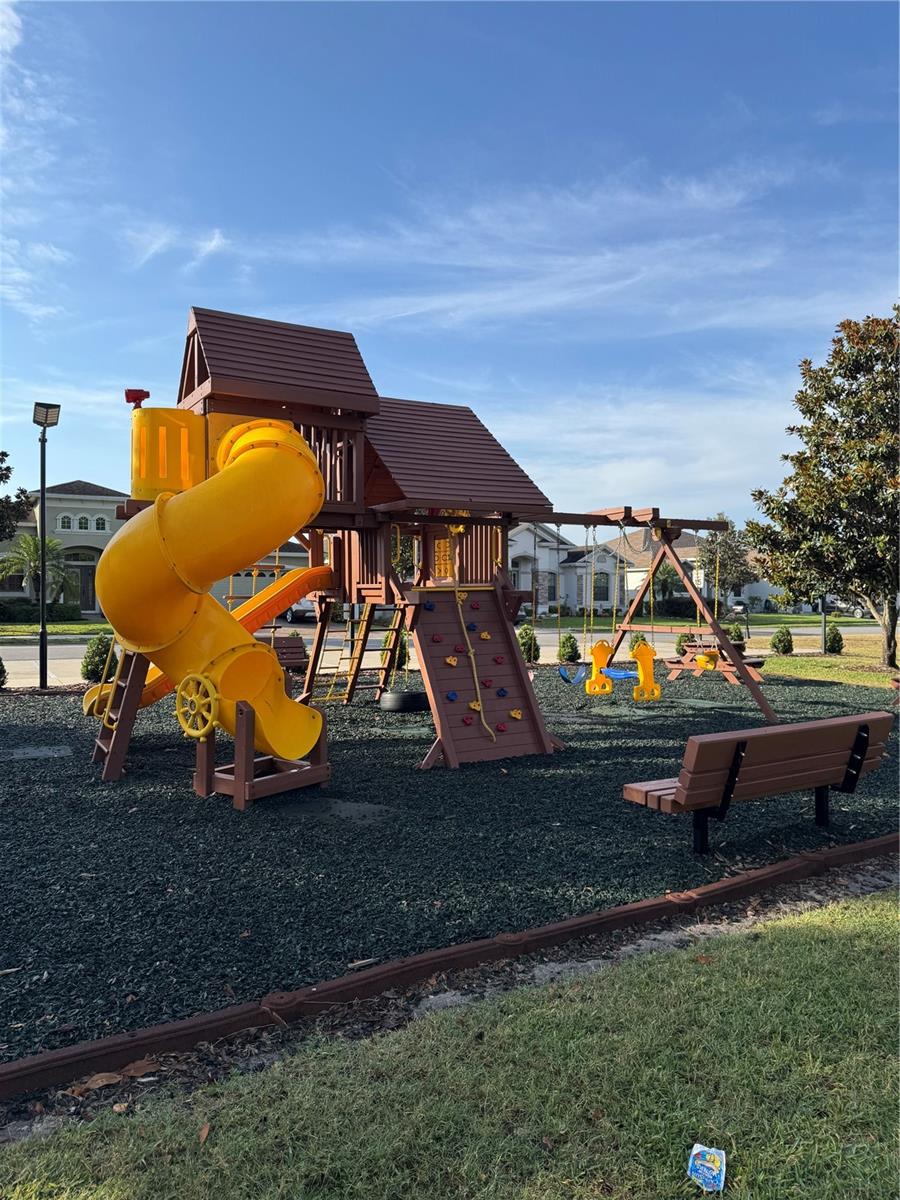 Image 75 of 76 For 1365 Evergreen Park Cir