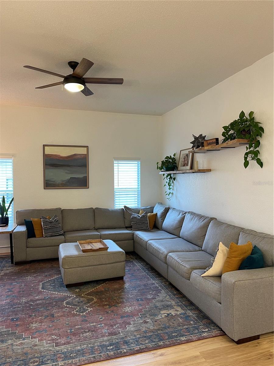 Image 11 of 61 For 5941 Velvet Loop