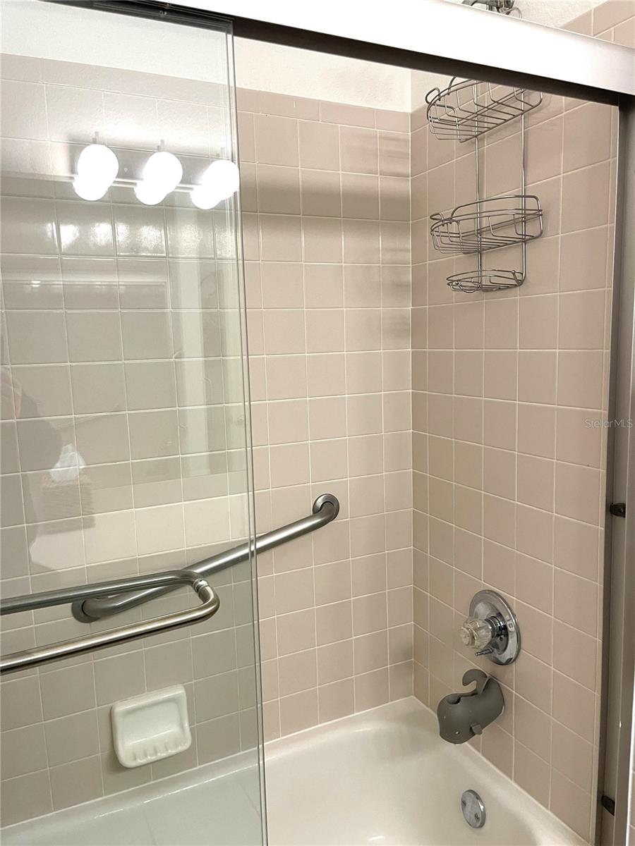 Image 25 of 61 For 5941 Velvet Loop