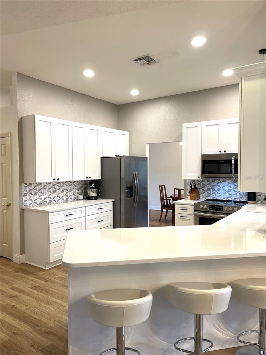 Image 28 of 61 For 5941 Velvet Loop