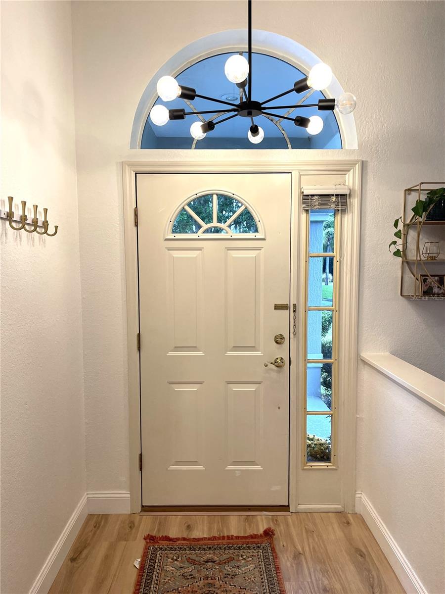 Image 4 of 61 For 5941 Velvet Loop