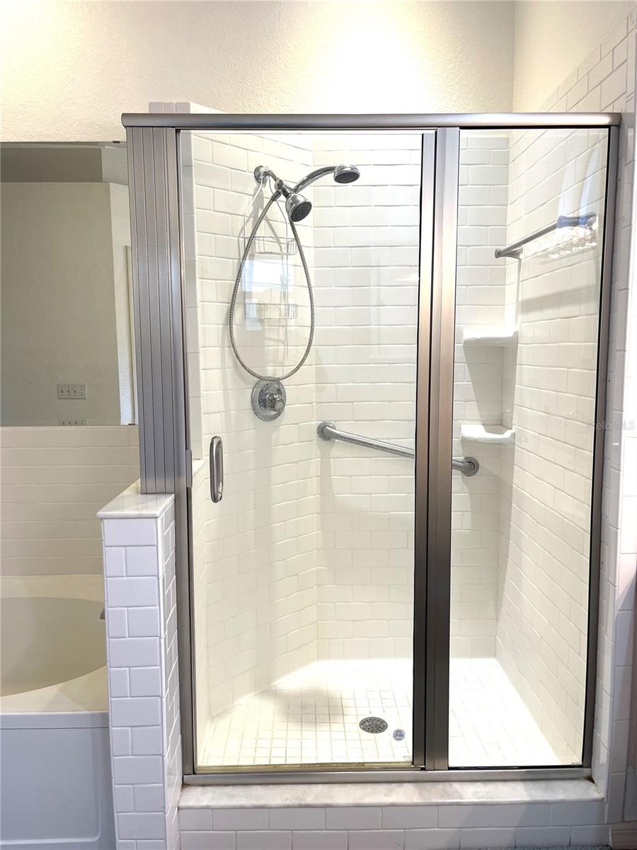 Image 42 of 61 For 5941 Velvet Loop