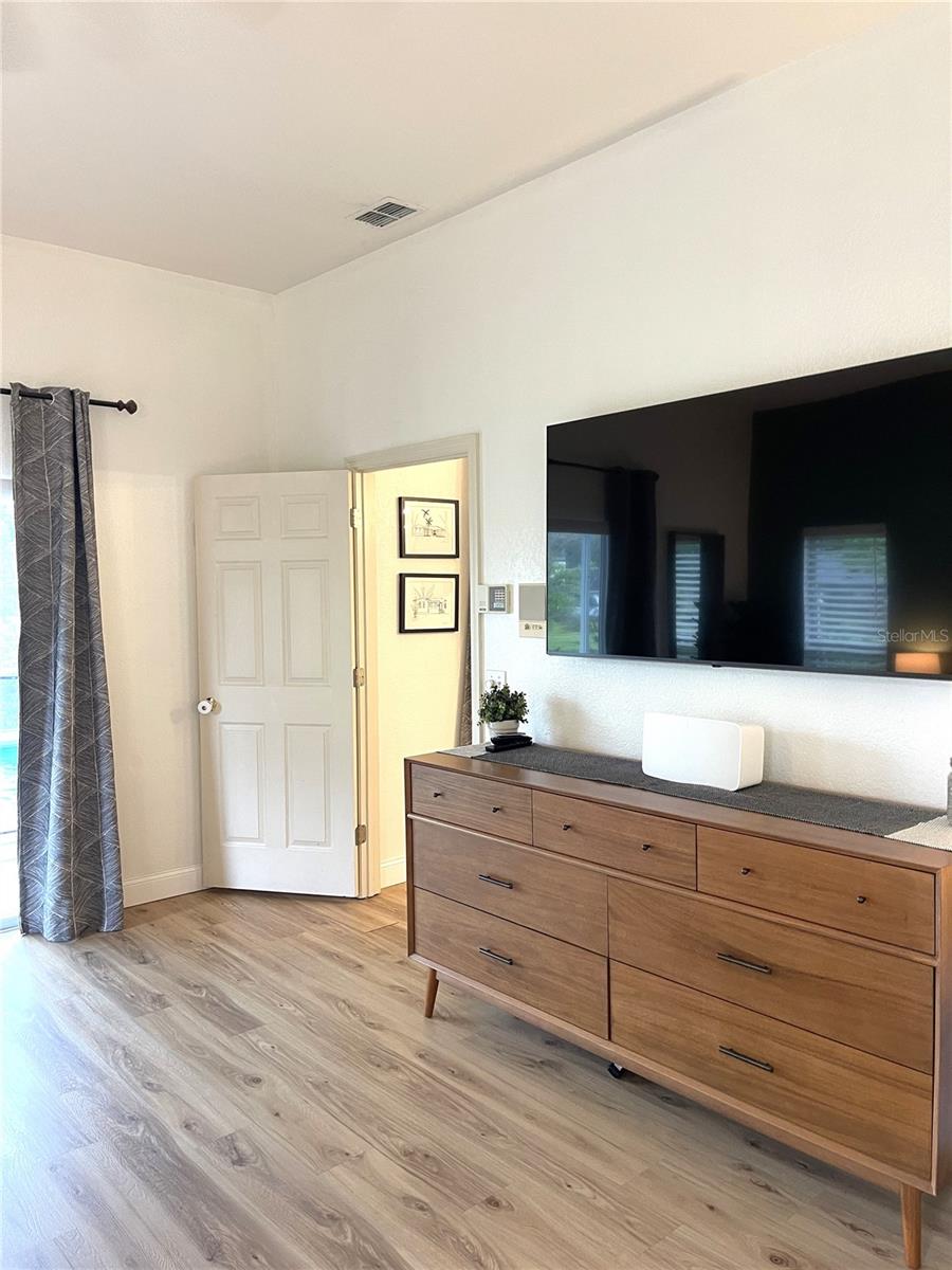 Image 48 of 61 For 5941 Velvet Loop