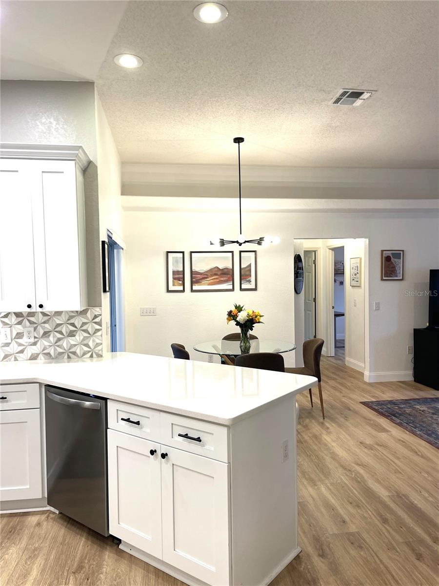 Image 9 of 61 For 5941 Velvet Loop