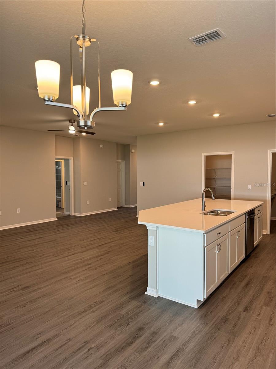 Image 18 of 62 For 1008 Aruba Avenue