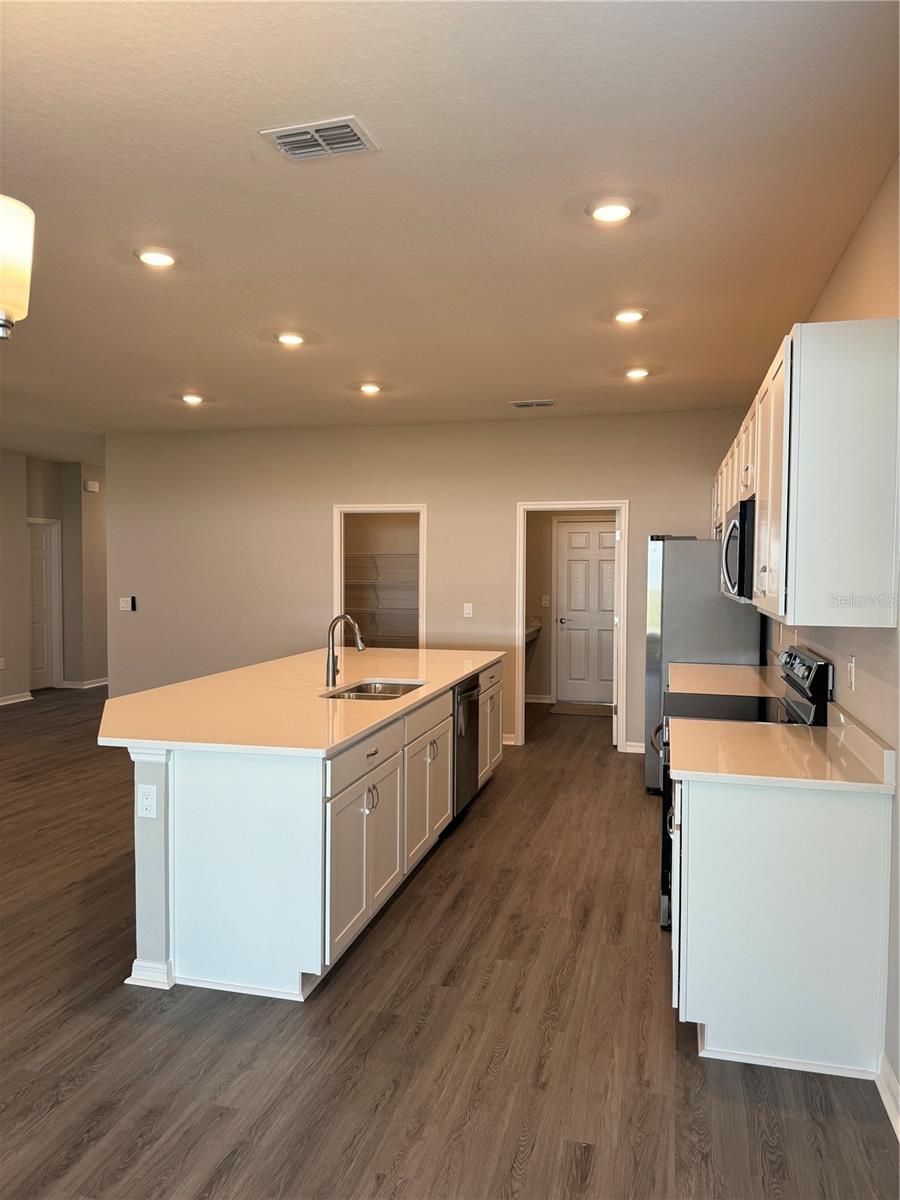 Image 19 of 62 For 1008 Aruba Avenue