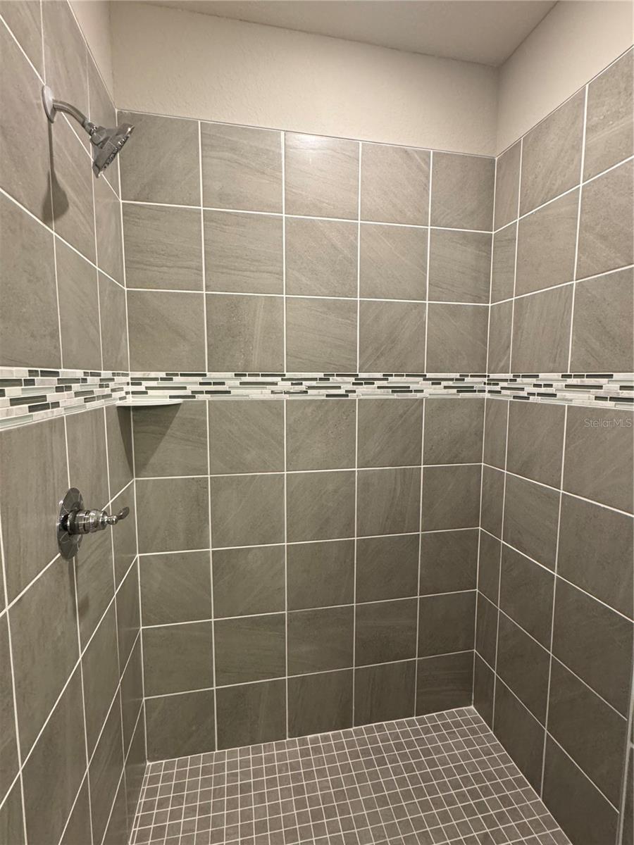 Image 30 of 62 For 1008 Aruba Avenue