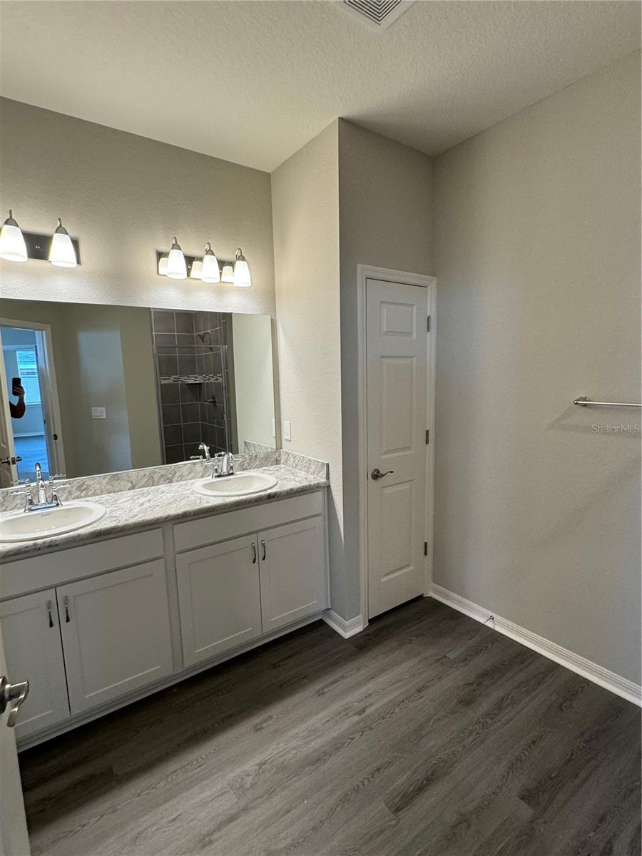 Image 32 of 62 For 1008 Aruba Avenue