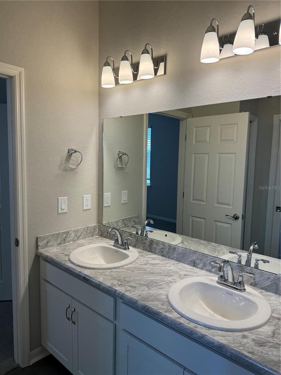 Image 36 of 62 For 1008 Aruba Avenue