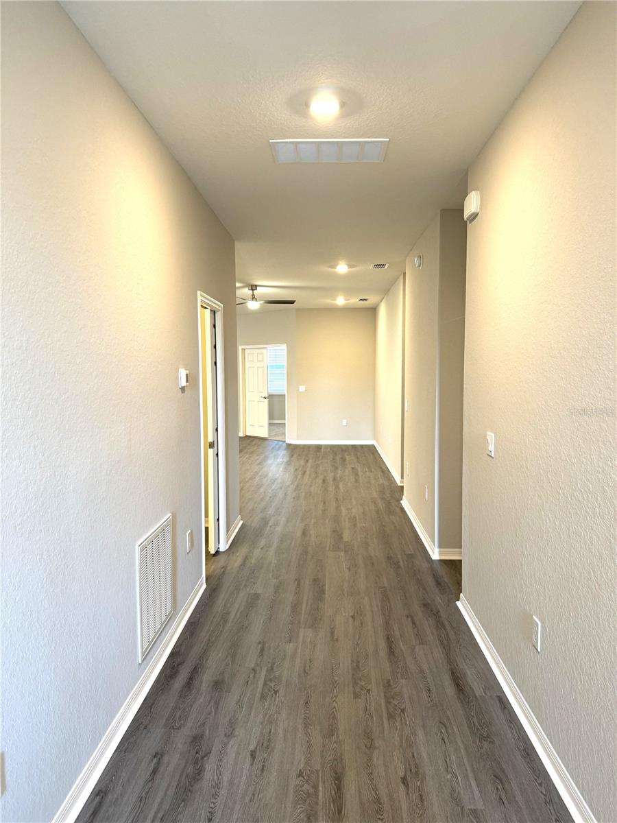 Image 6 of 62 For 1008 Aruba Avenue