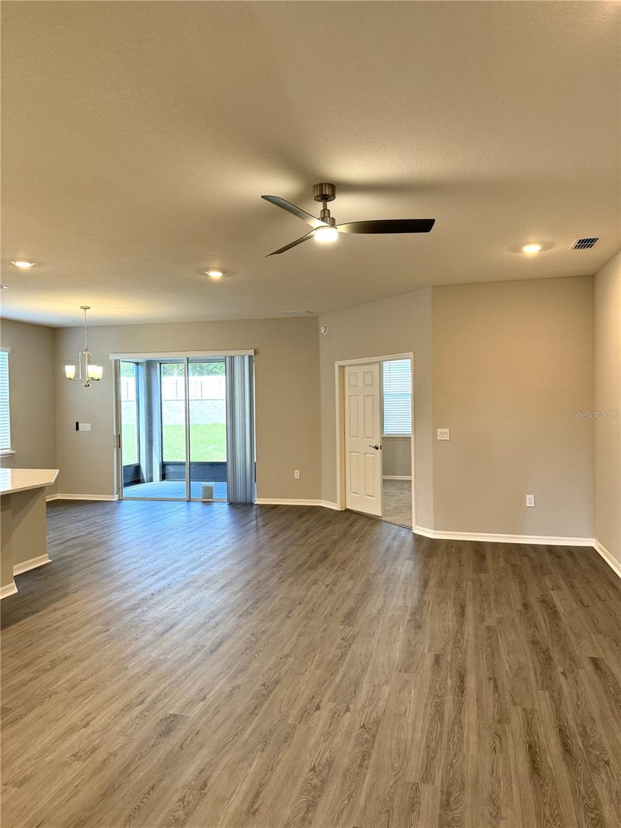 Image 8 of 62 For 1008 Aruba Avenue