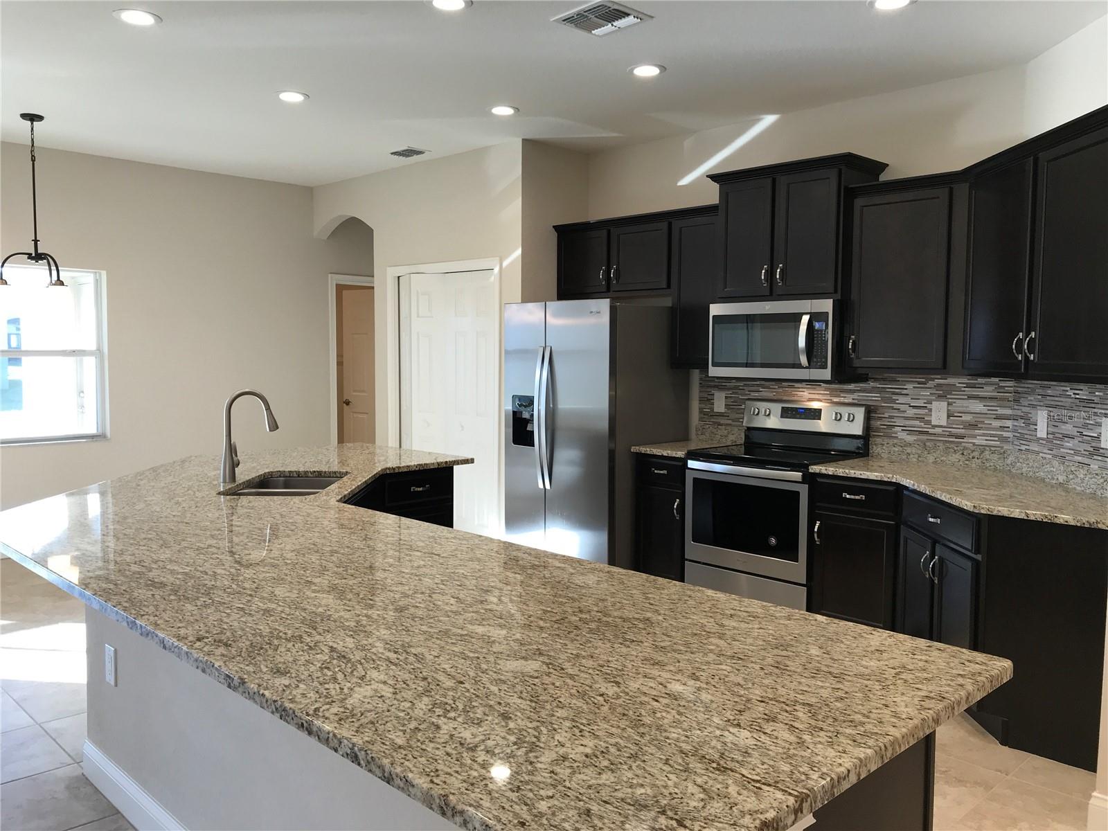 Image 14 of 38 For 6063 Highlands Grace Boulevard