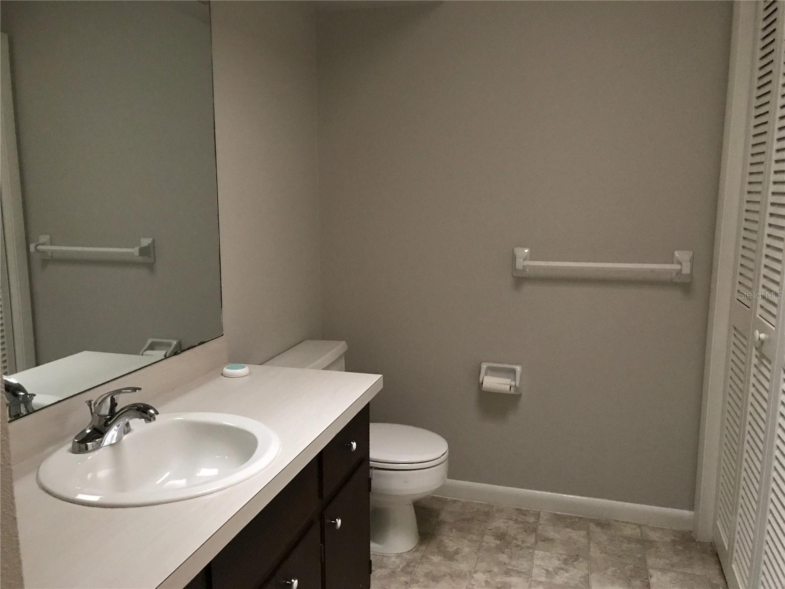 Image 13 of 15 For 1113 Hallamwood Trail S