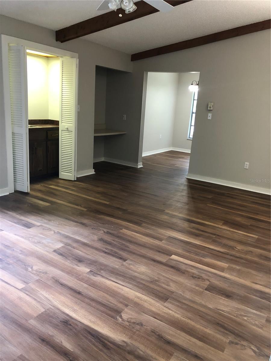 Image 2 of 15 For 1113 Hallamwood Trail S