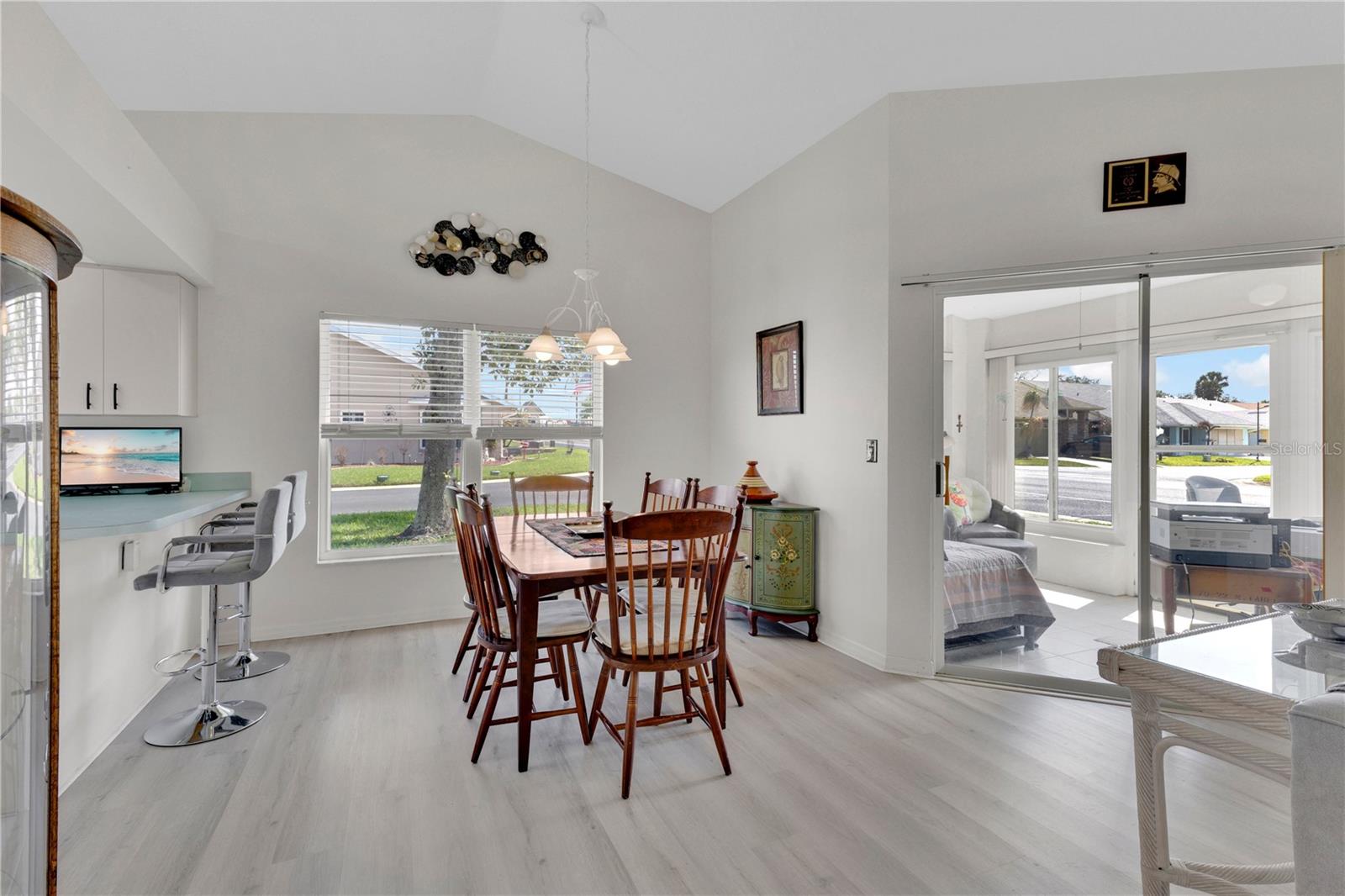 Image 11 of 26 For 558 Pinnacle Drive