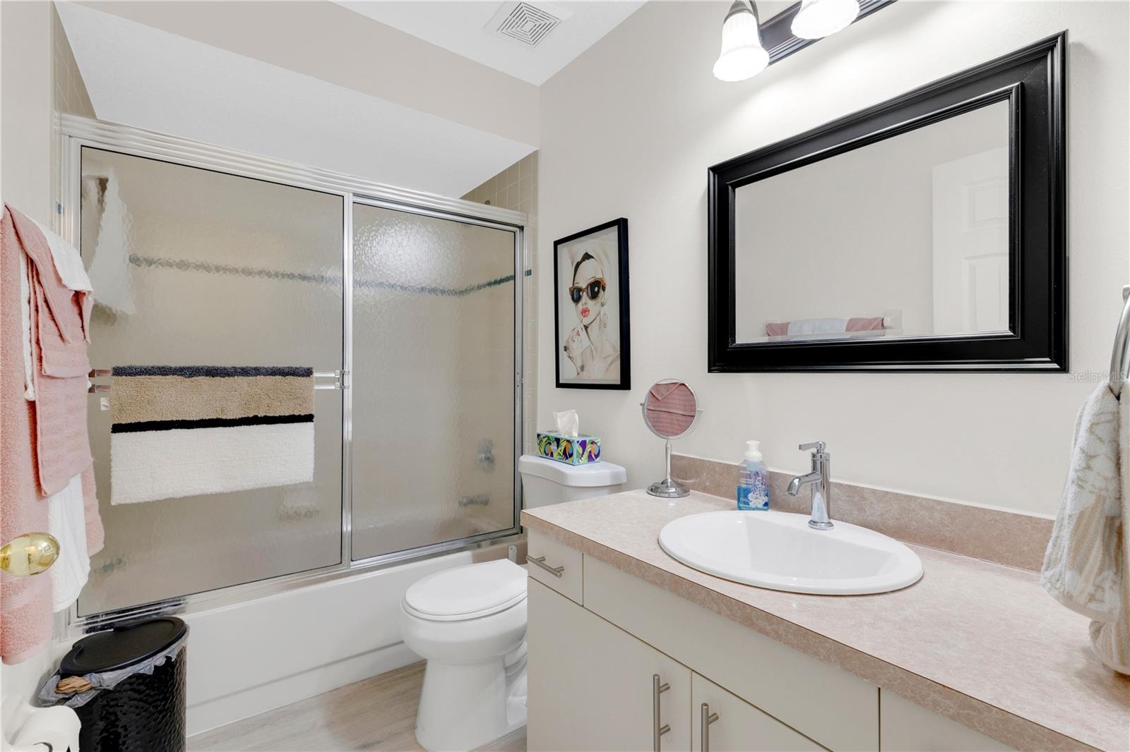 Image 16 of 26 For 558 Pinnacle Drive