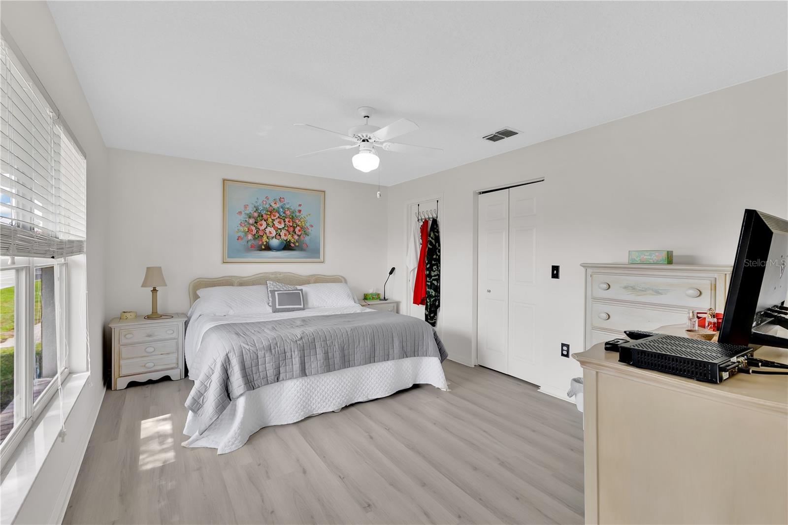 Image 7 of 26 For 558 Pinnacle Drive