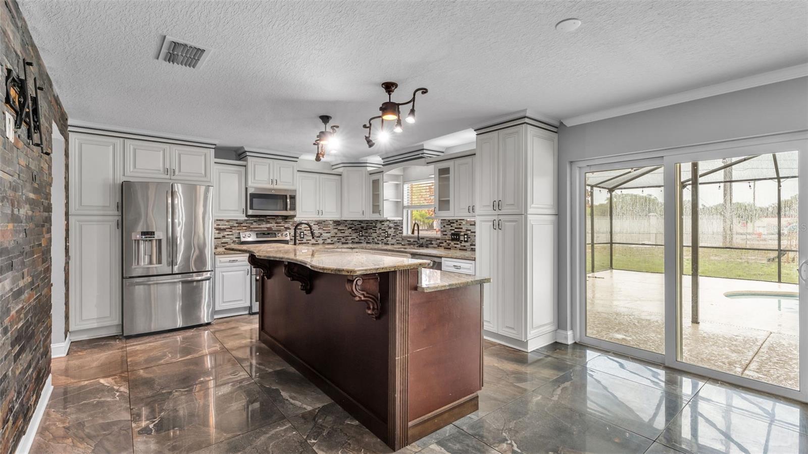 Image 20 of 76 For 5187 Spanish Oaks Dr