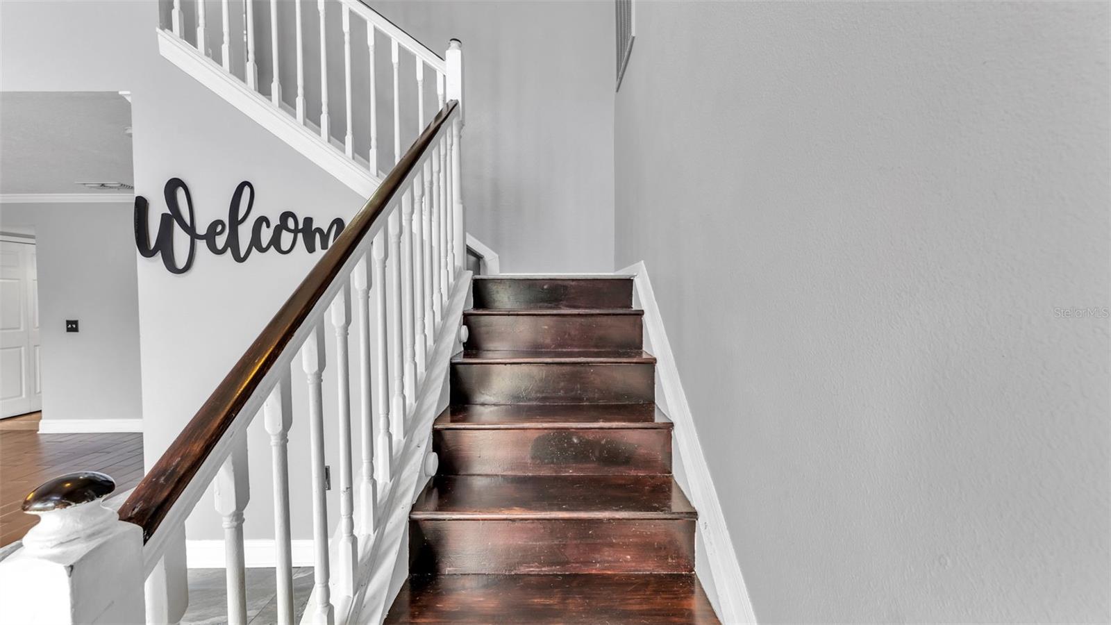 Image 28 of 76 For 5187 Spanish Oaks Dr