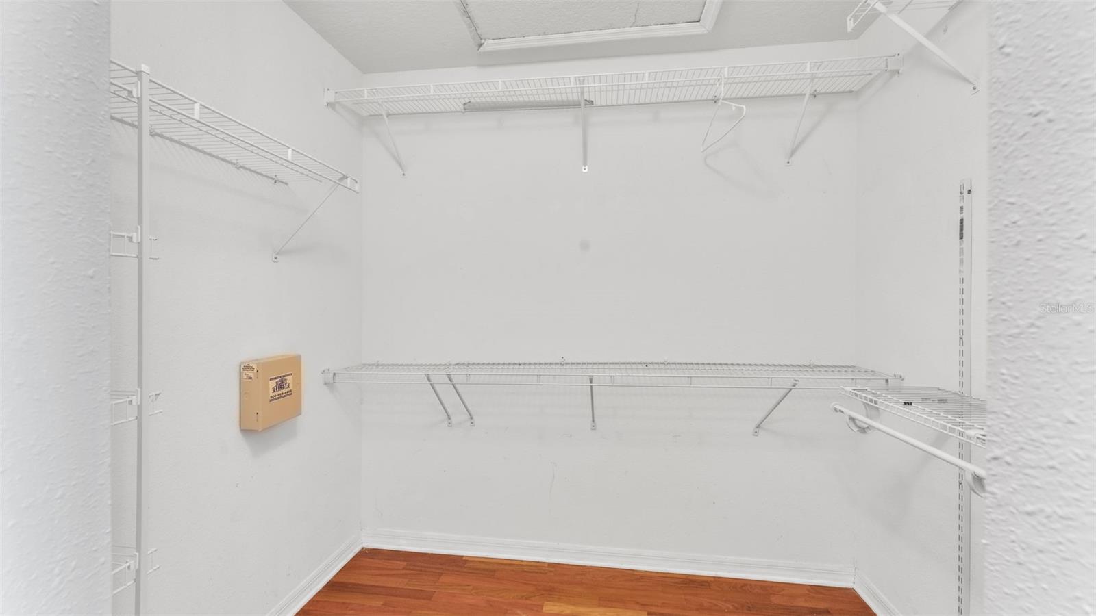 Image 35 of 76 For 5187 Spanish Oaks Dr