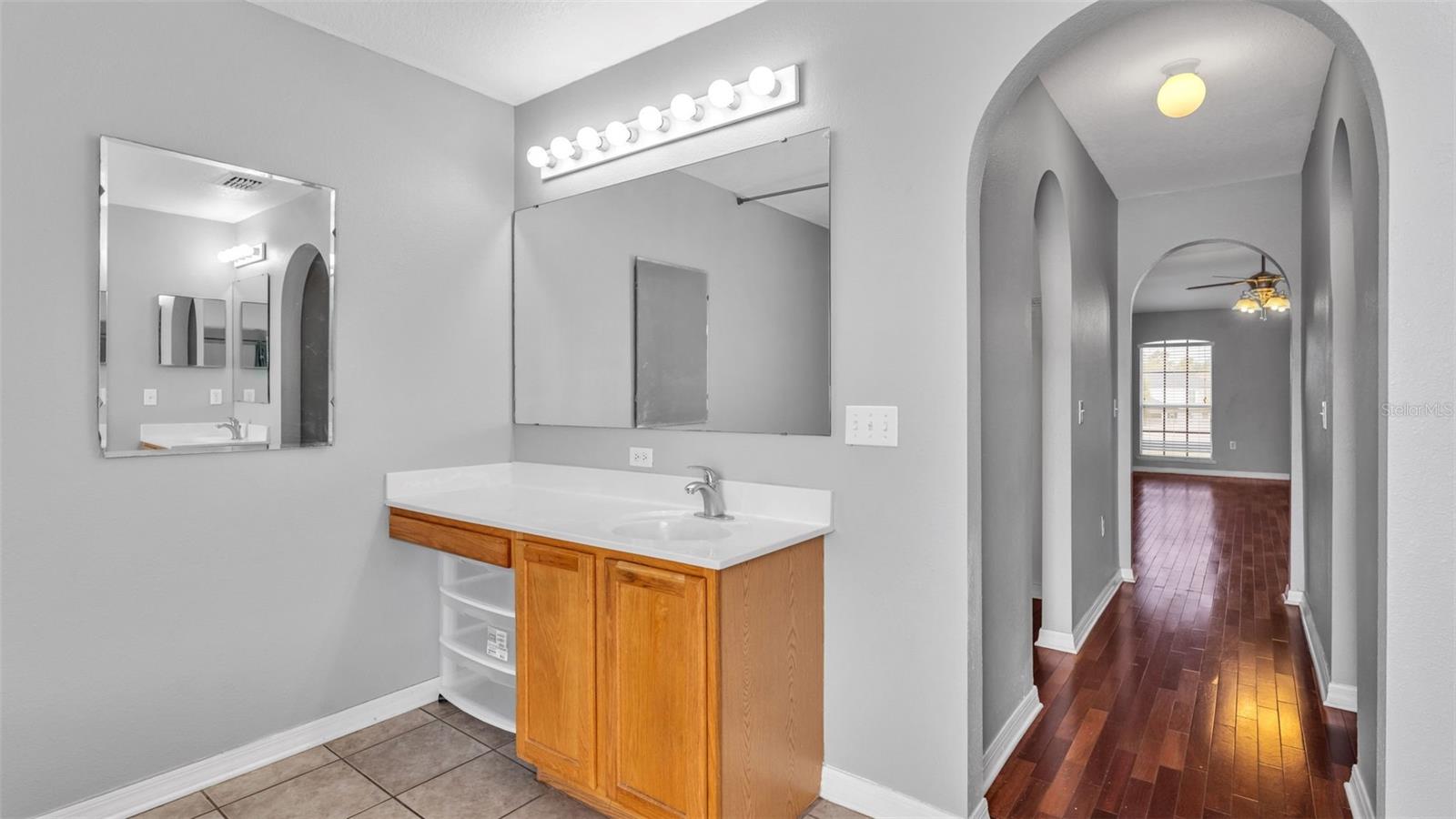 Image 38 of 76 For 5187 Spanish Oaks Dr