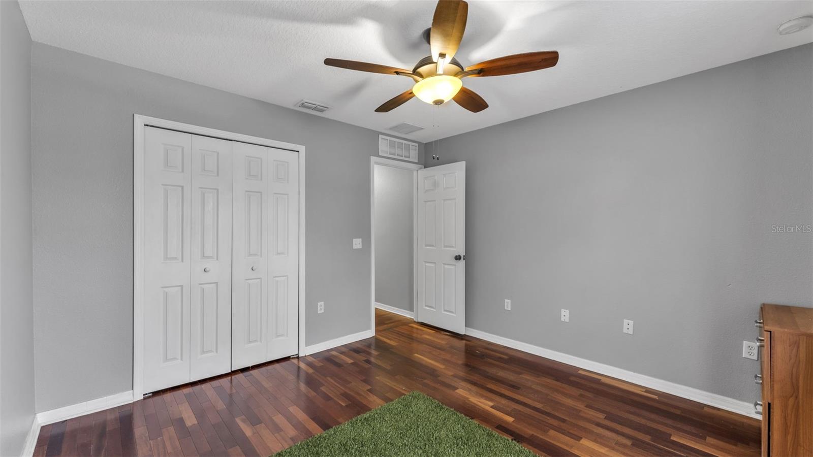 Image 57 of 76 For 5187 Spanish Oaks Dr