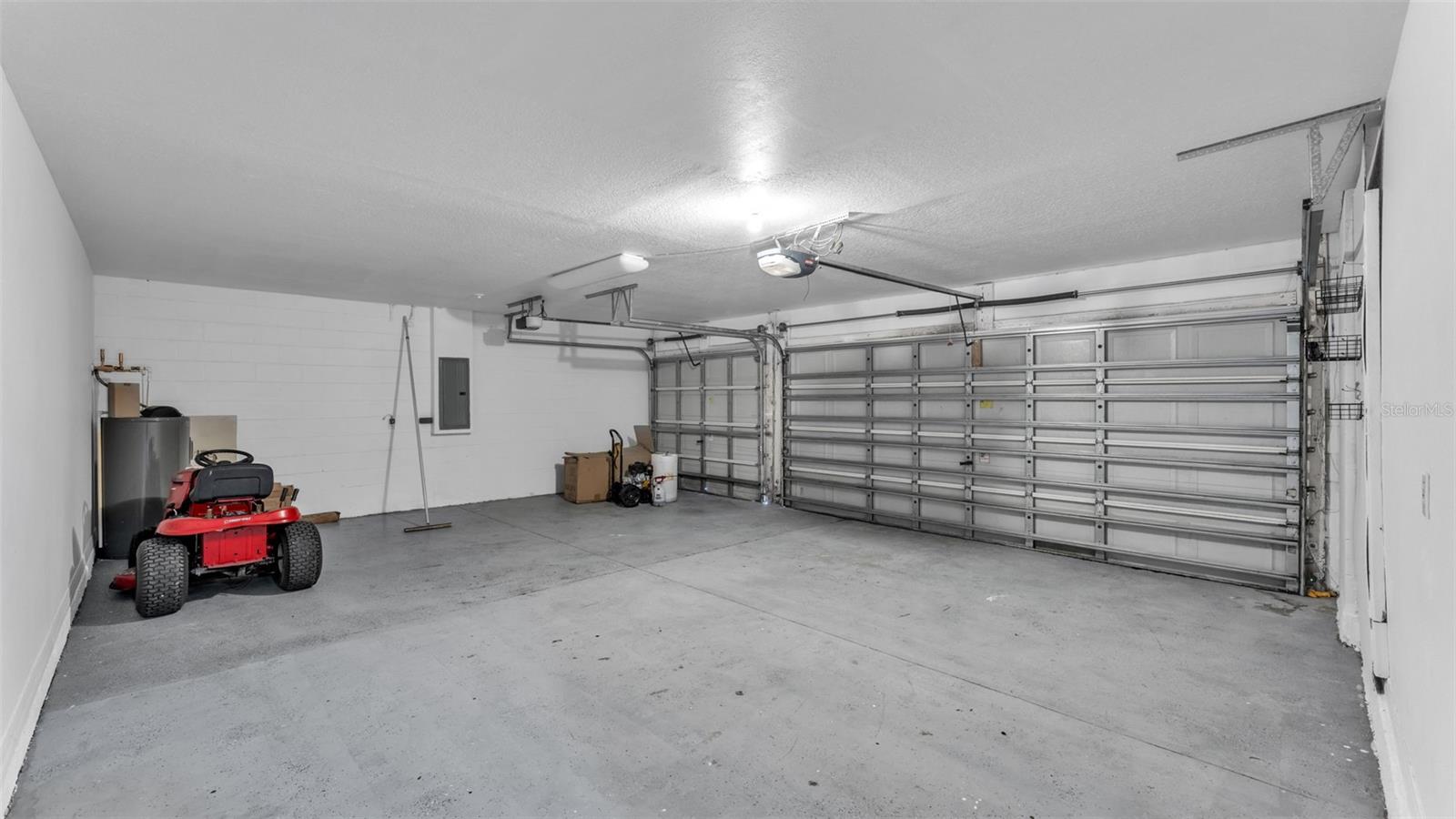 Image 61 of 76 For 5187 Spanish Oaks Dr