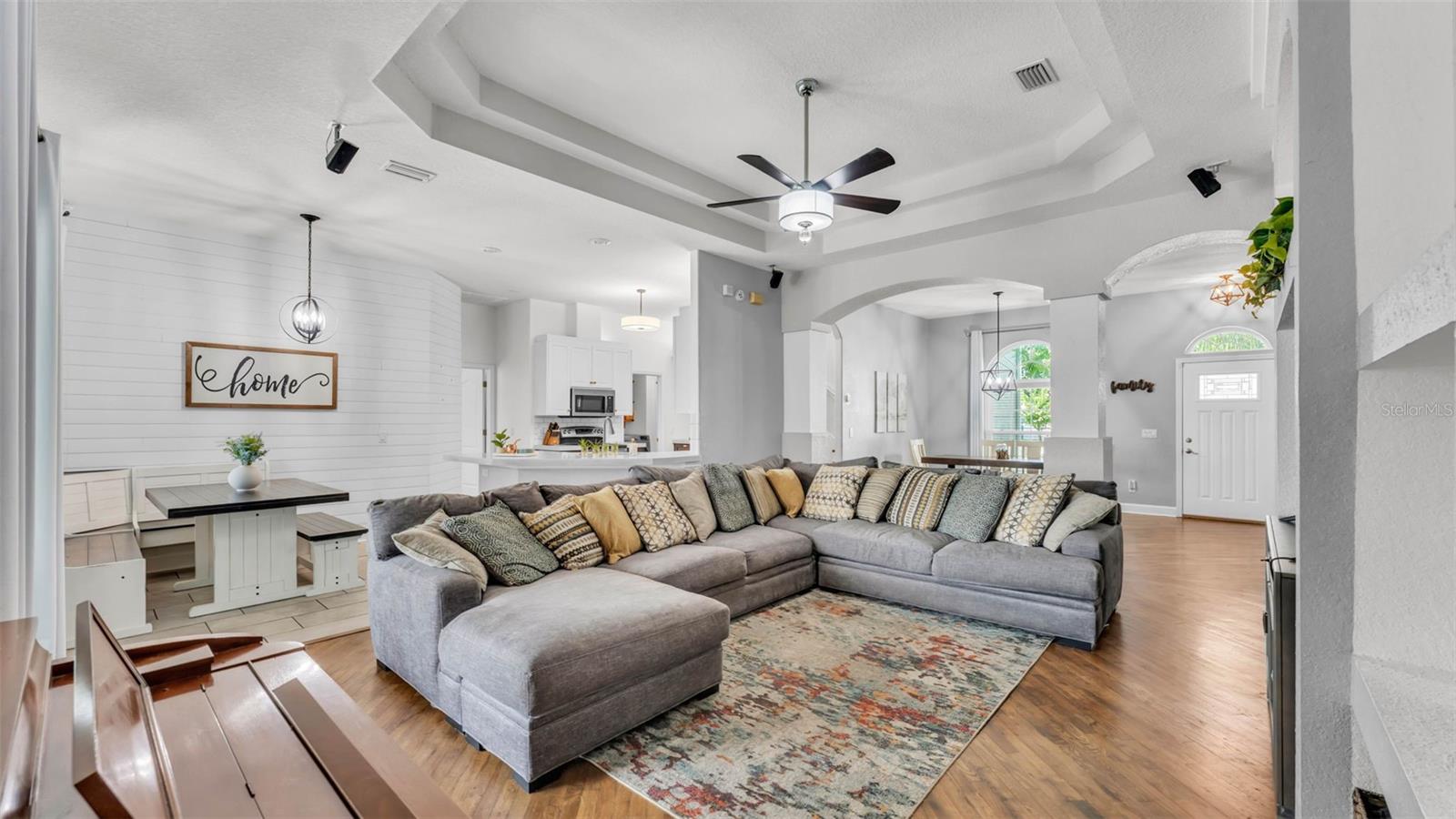 Image 16 of 62 For 3911 Smoke Rise Court