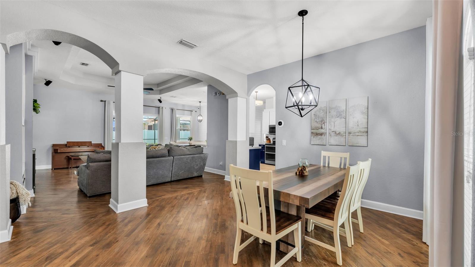 Image 26 of 62 For 3911 Smoke Rise Court