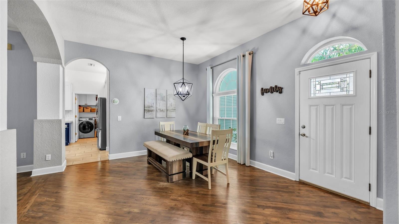 Image 27 of 62 For 3911 Smoke Rise Court