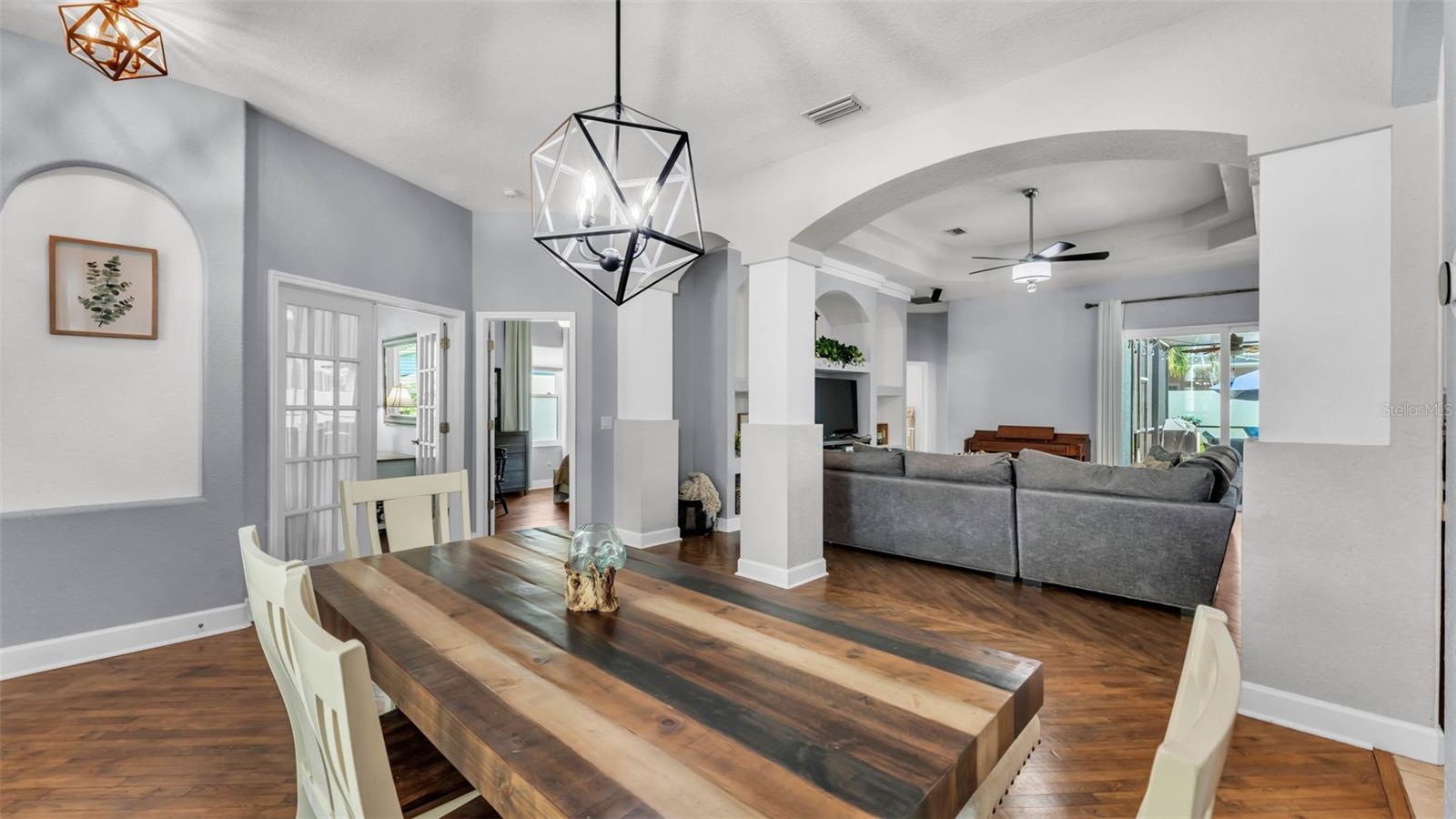 Image 28 of 62 For 3911 Smoke Rise Court