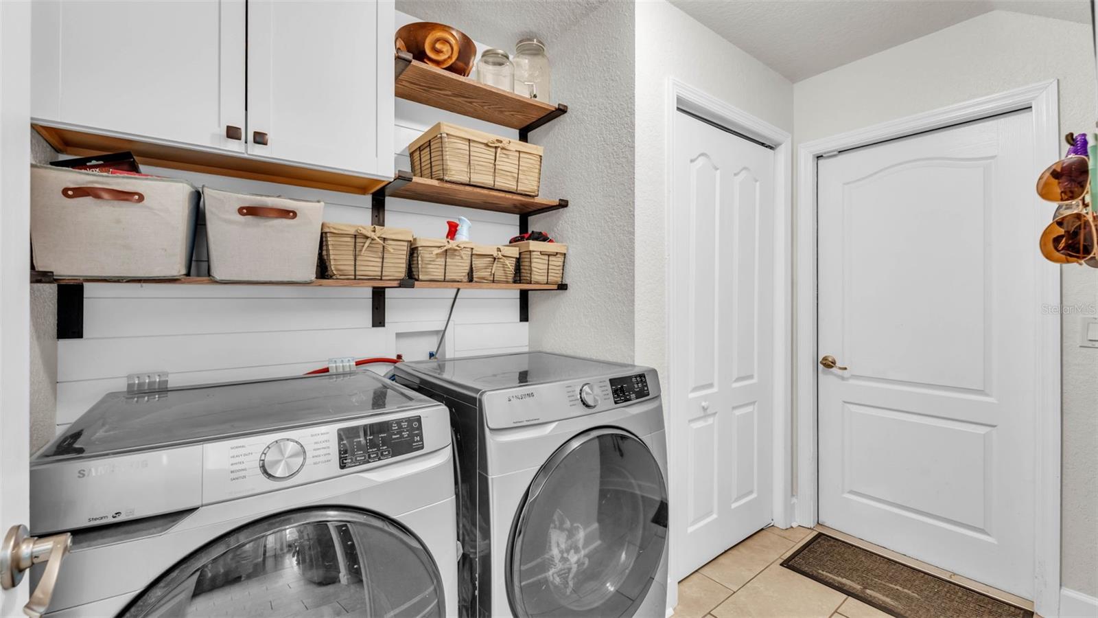 Image 36 of 62 For 3911 Smoke Rise Court