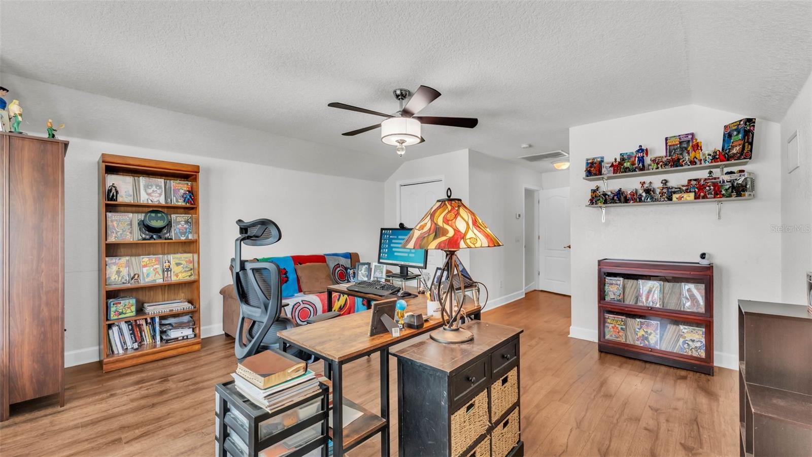 Image 39 of 62 For 3911 Smoke Rise Court