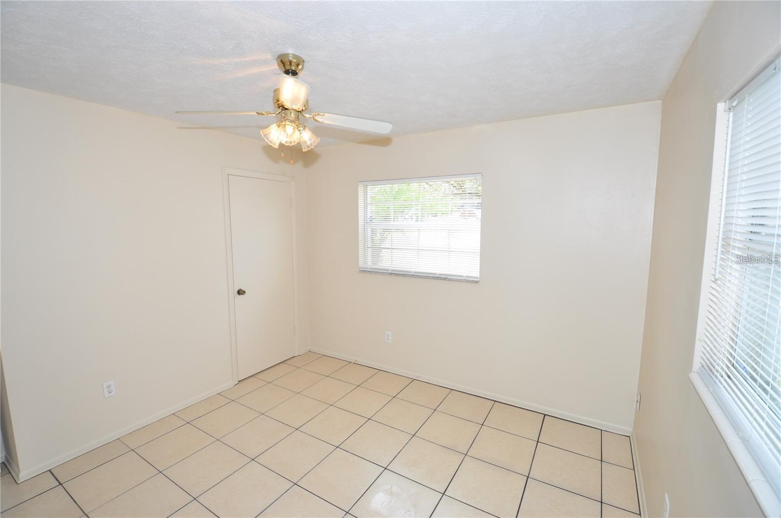 Image 9 of 15 For 4811 Ron Circle